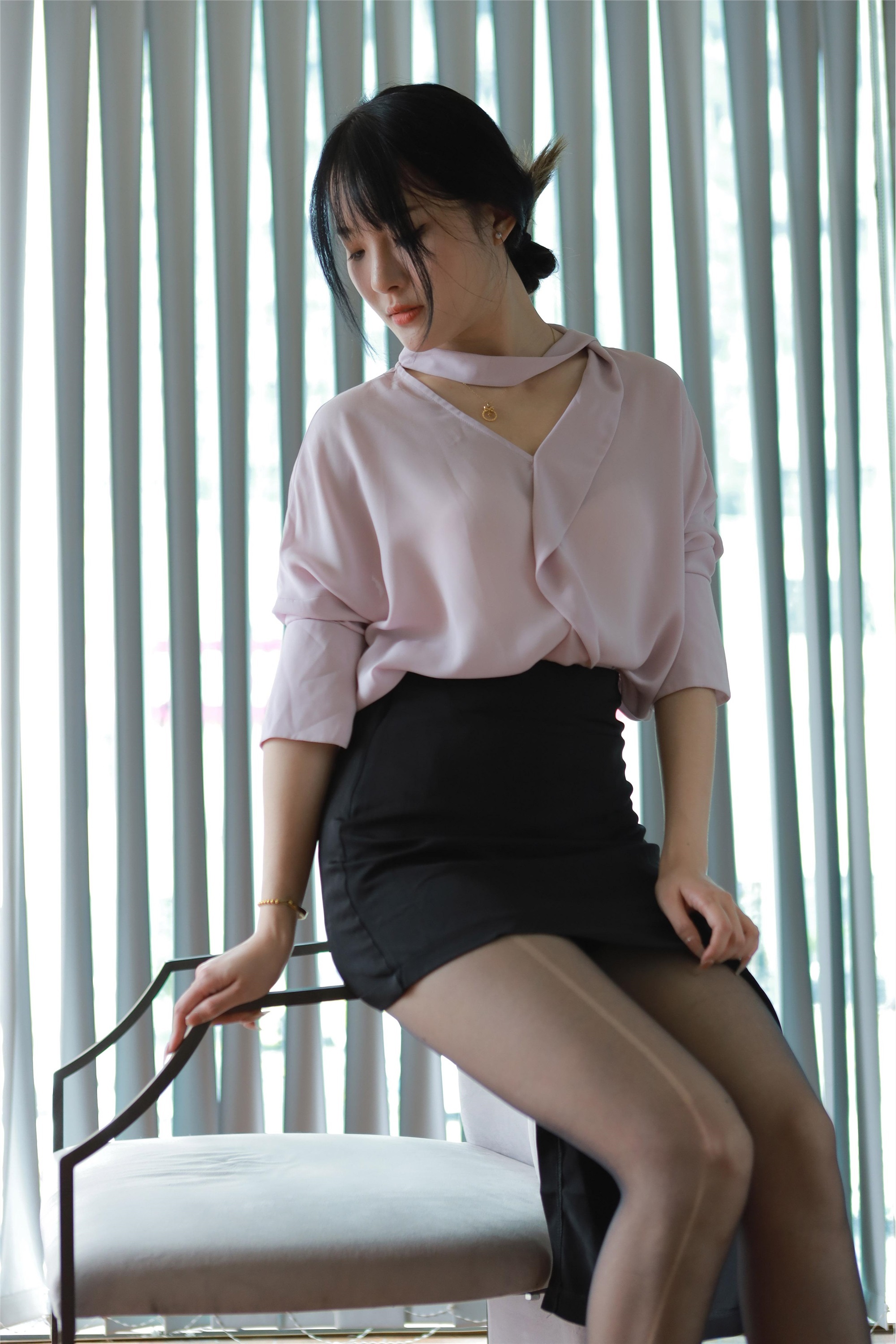 IESS异思趣向  2024.06.28 丝享家 1780 婉萍《职业黑丝》